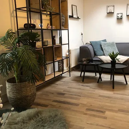 Stads Apartment *